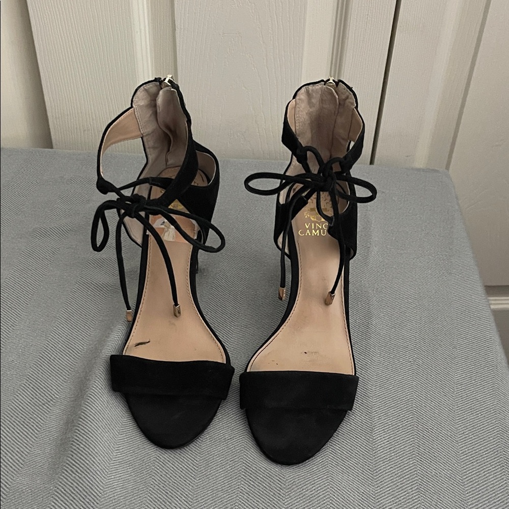 Vince Camuto VP Cally women's Black Lace-Up Heels